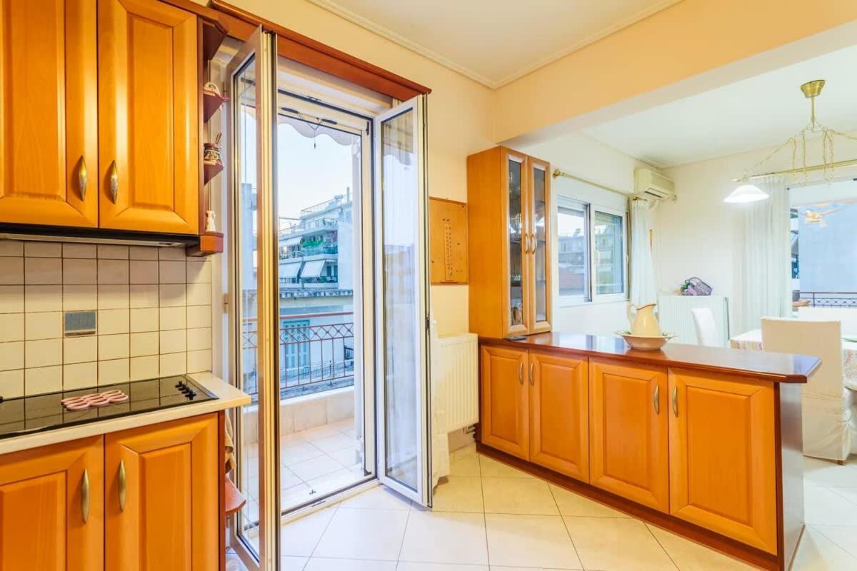 Spacious Urban Haven-Family Home, Perfect Location Каламата Екстер'єр фото