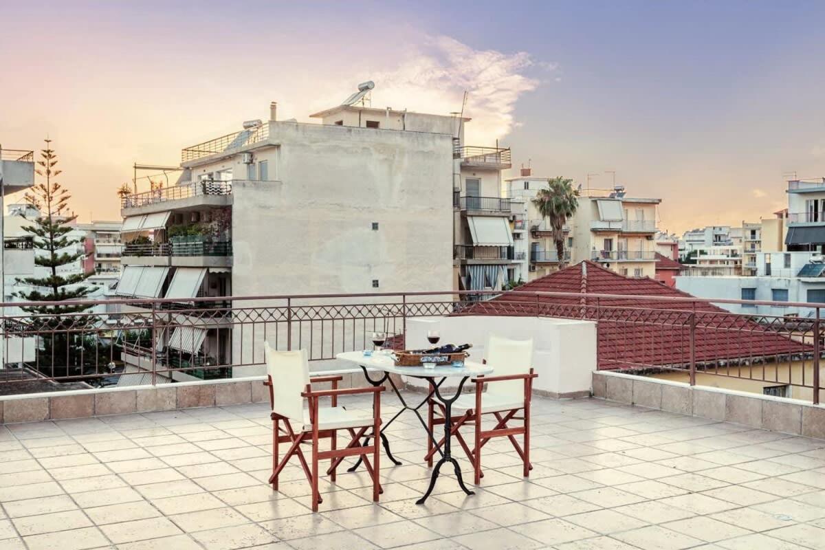 Spacious Urban Haven-Family Home, Perfect Location Каламата Екстер'єр фото